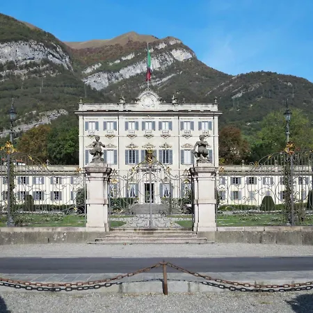 Locazione Turistica Casa Hazel *