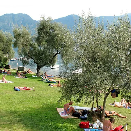 Locazione Turistica Casa Hazel *